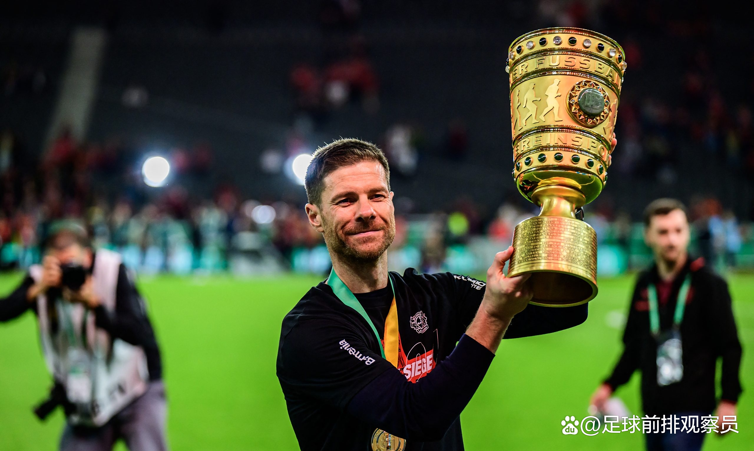 九游在线入口 -关于今夜拜仁慕尼黑调整名单以备法国杯，状态回暖环节打磨，震撼外界，赛季目标并未改变的信息