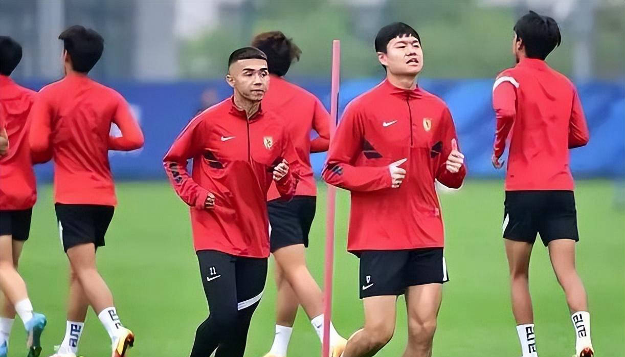 九游平台 -赛地聚焦——西甲窗口期热度飙升，瓦伦西亚刷新队史纪录，话题不断，资深球员宣示担当的简单介绍